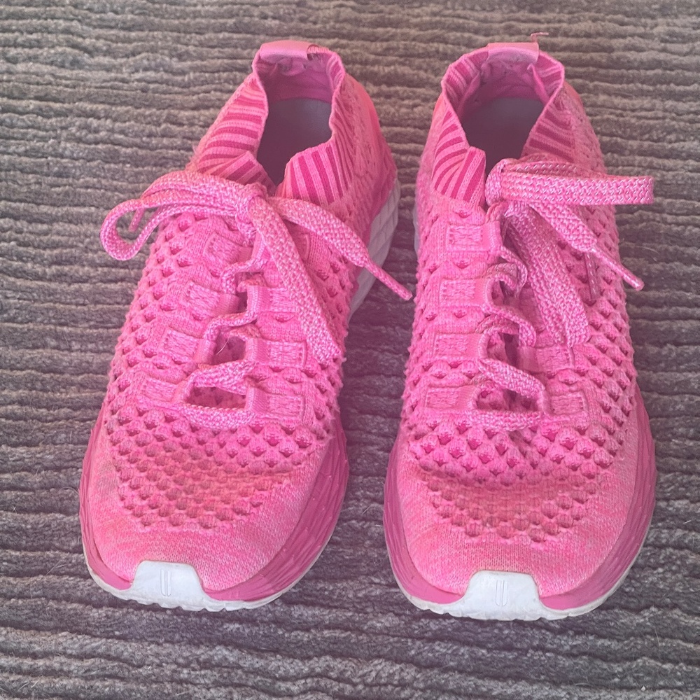 AUTHENTIC (No Bull) NOBULL Bright Pink Knit Running Shoes Sneakers Womens